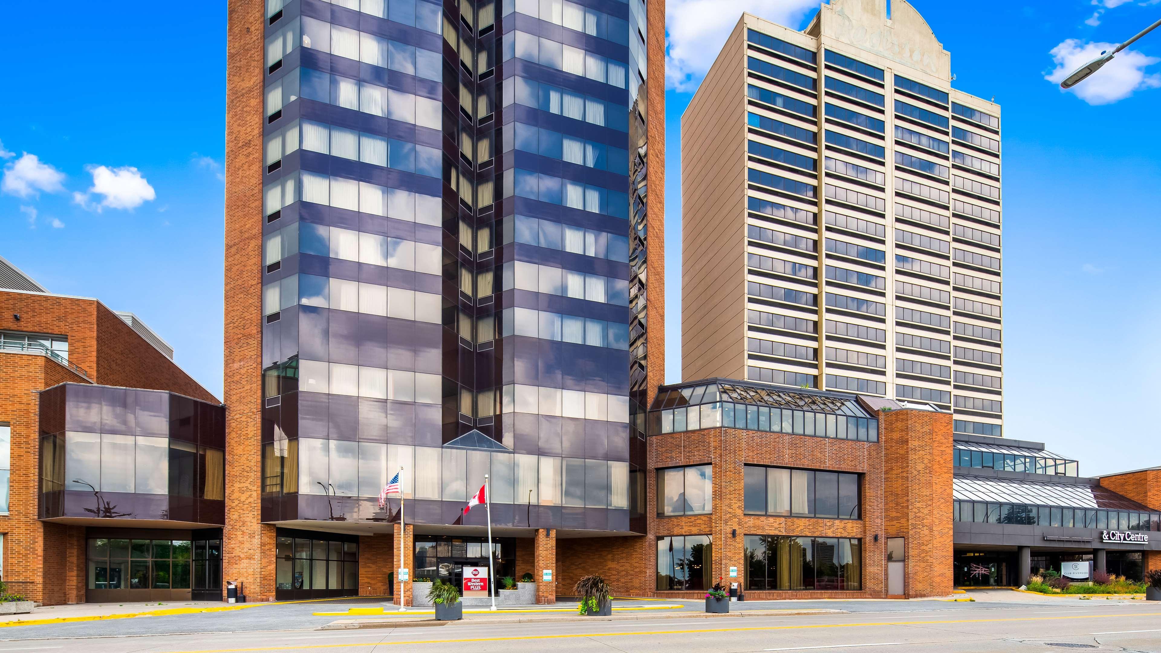 Best Western Plus Waterfront Hotel Windsor Luaran gambar